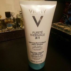 Vichy 3-in-1 Cleanser